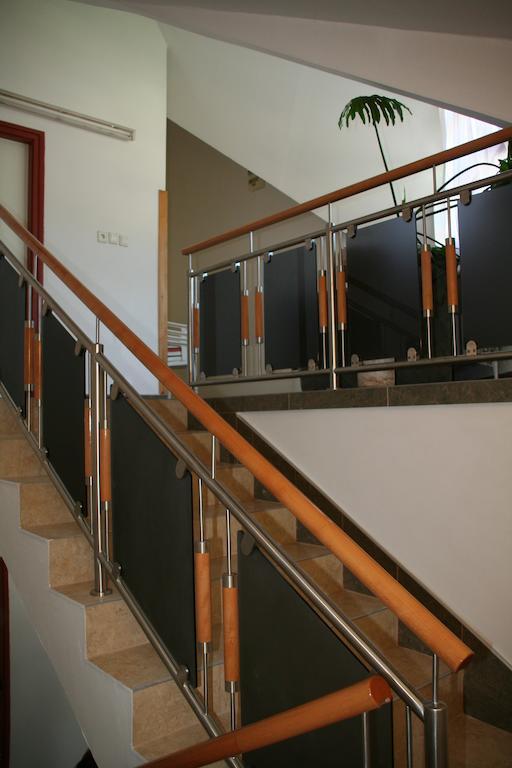 Parton Hotel & Bowling Tiszakécske 외부 사진